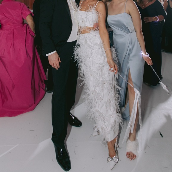 MADE BY ISLA PARTY BRIDAL SET SECOND LOOK  WHITE FEATHER inspired by MADE BY ILA - Picture 2 of 13